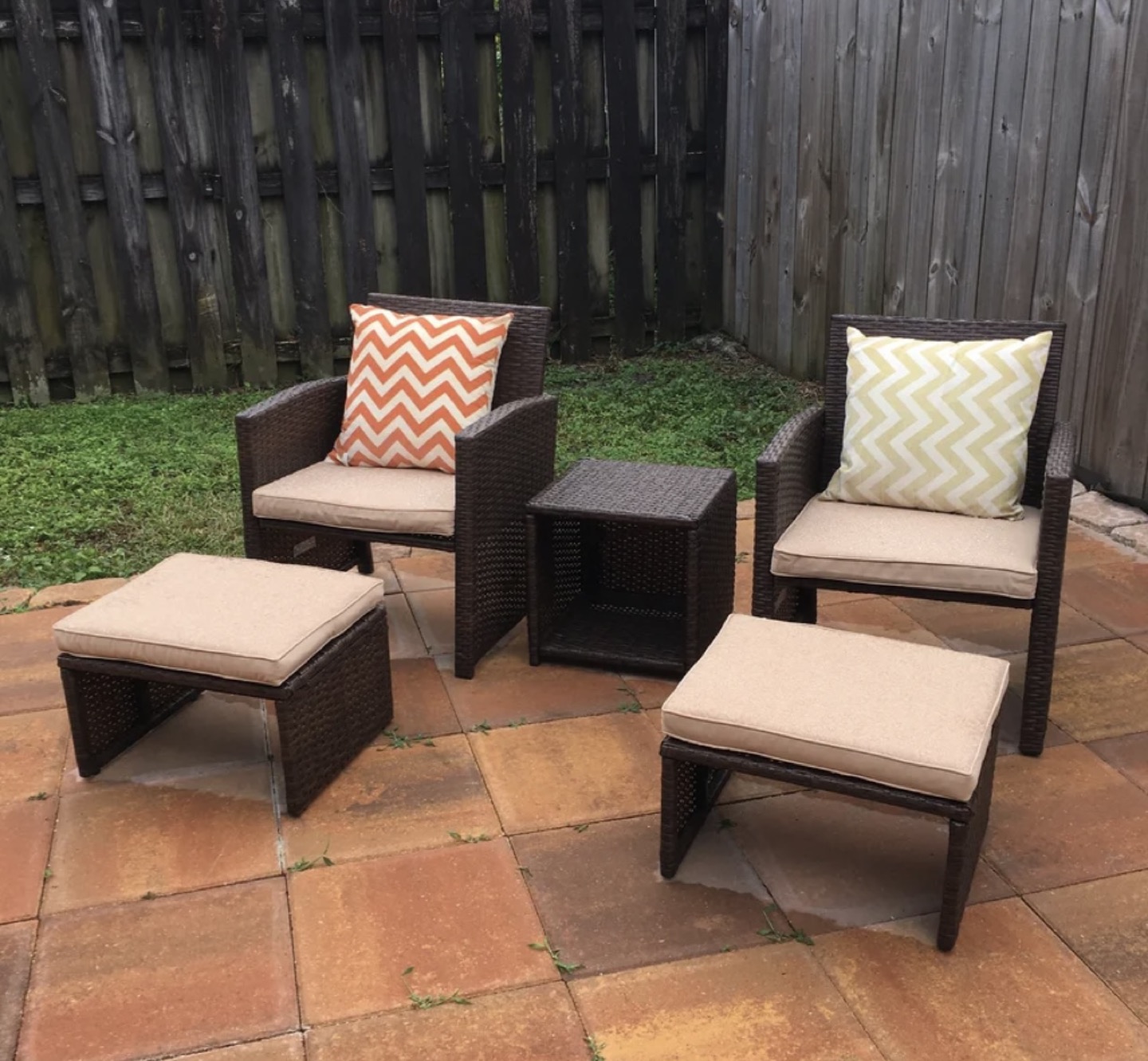 Beige brown patio set brand new - photo 3