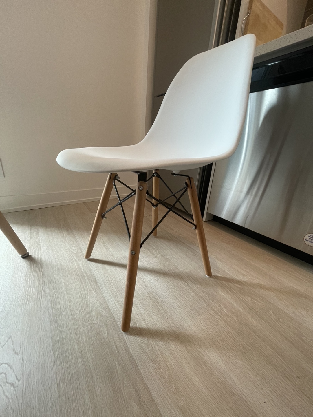 4- Person Dining Set (Rectangular table and 4 chairs) image indicator(10)