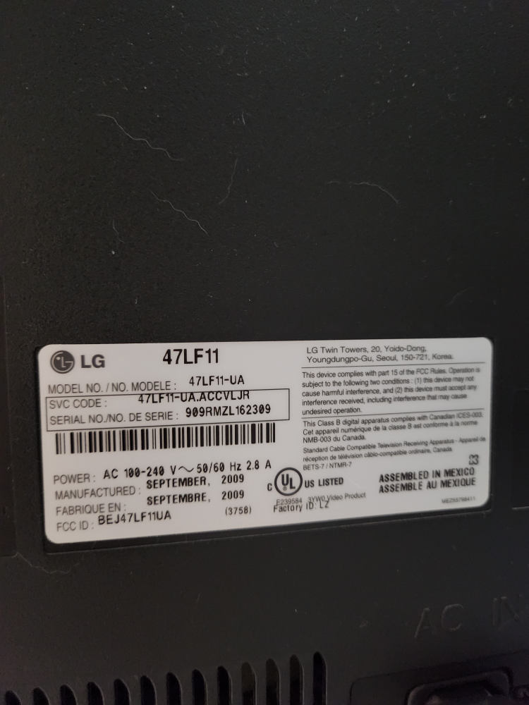 LG TV 47 inch - photo 2
