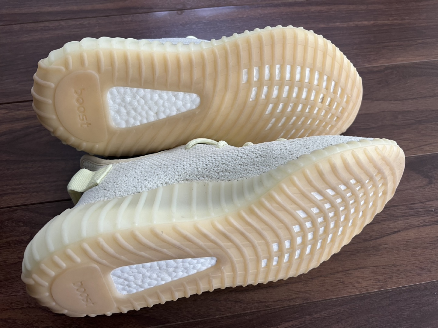 adidas Yeezy Boost 350 V2 Butter ( Men's Size 10) image indicator(3)