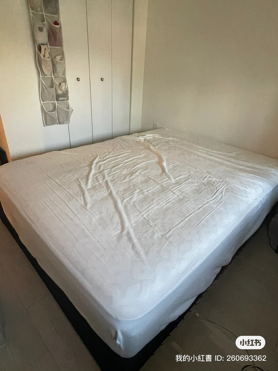 Moving Sale: Queens Size Matress + Box