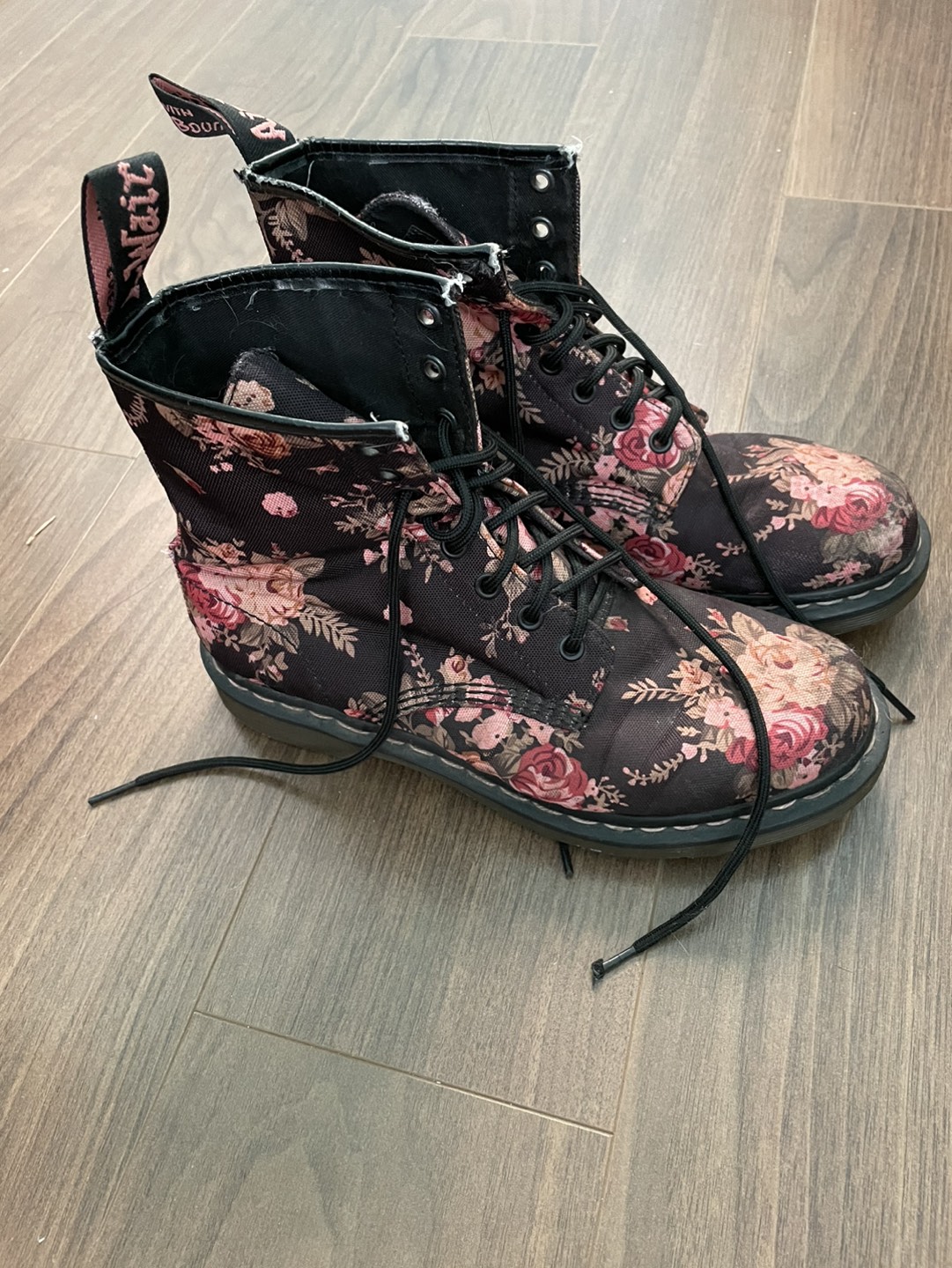 [Final Price] Doc Martens Floral Boots thumbnail