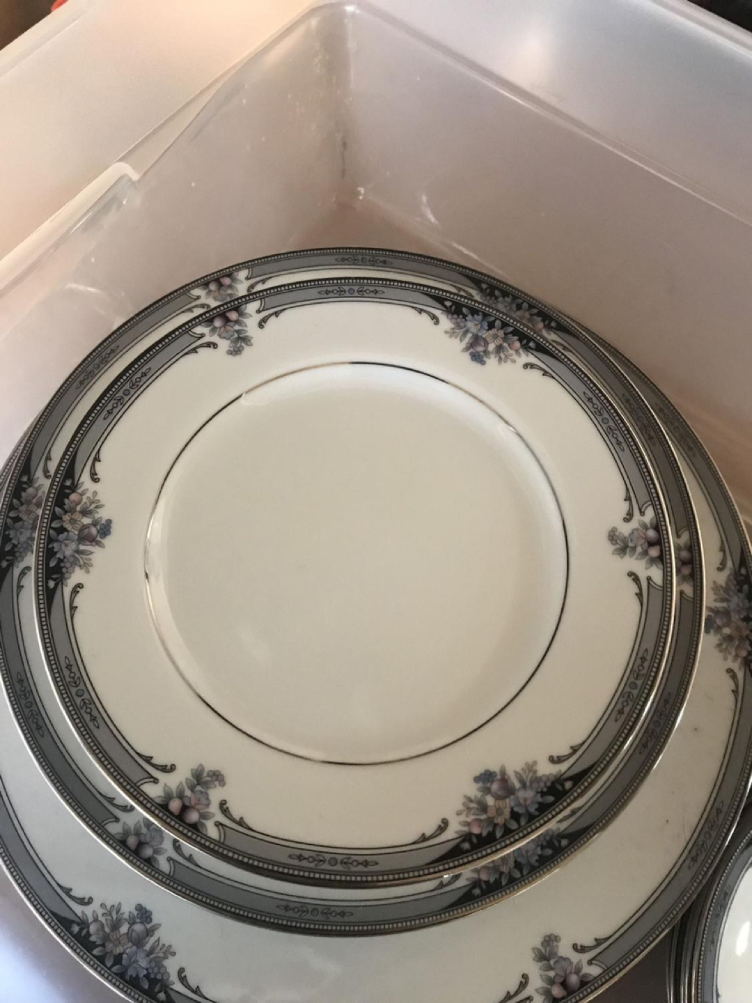 China plate set - photo 3