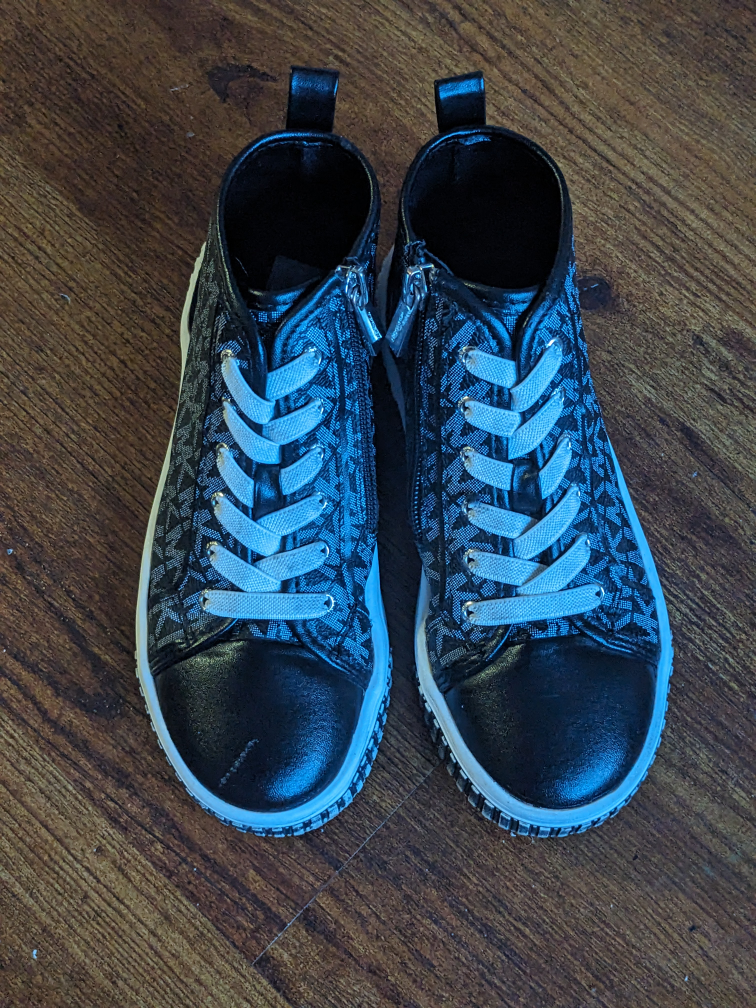 Big Kid high tops size 1 $25 OBO - photo 2