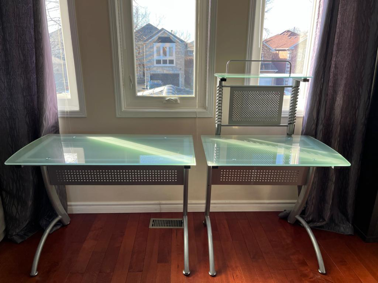 L Shaped Glass Desk - photo 4