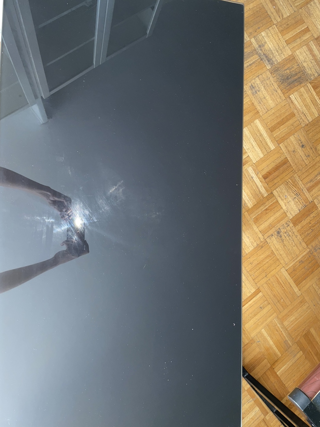 Black glass table image indicator(5)