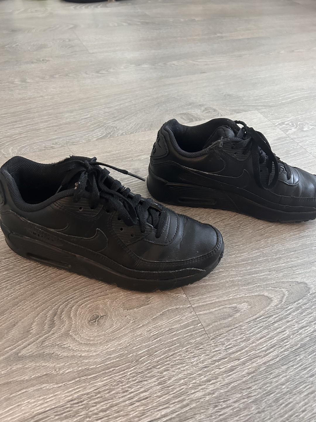 Black Nike Air Max (Y5.5 / W7.5) - photo 2