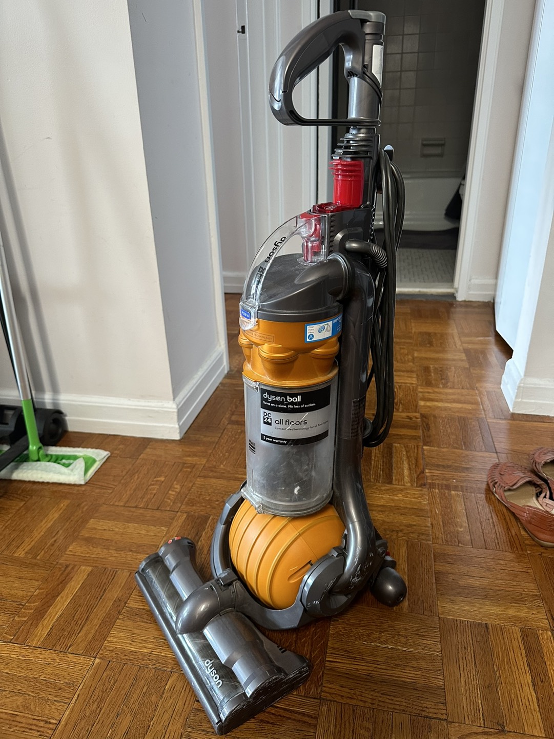 Dyson Ball Upright Vacuum
