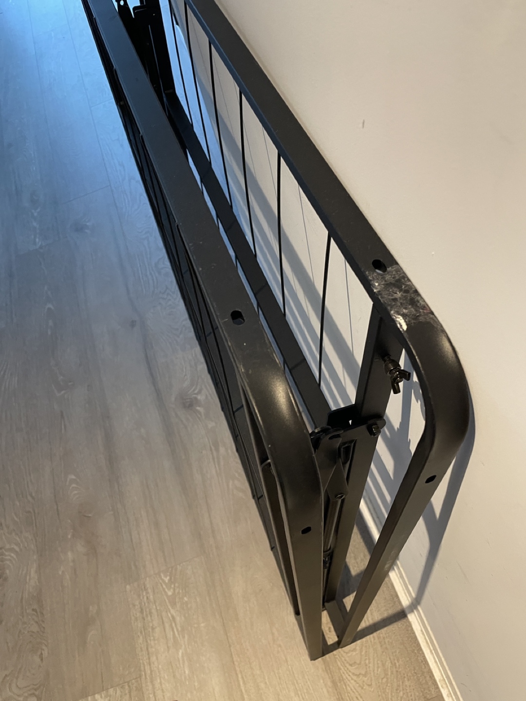 Foldable single metal bed frame image indicator(4)