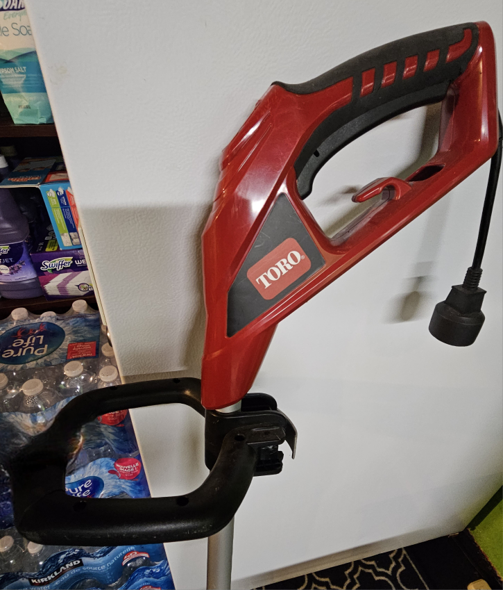 Toro Grass Trimmer  - photo 2