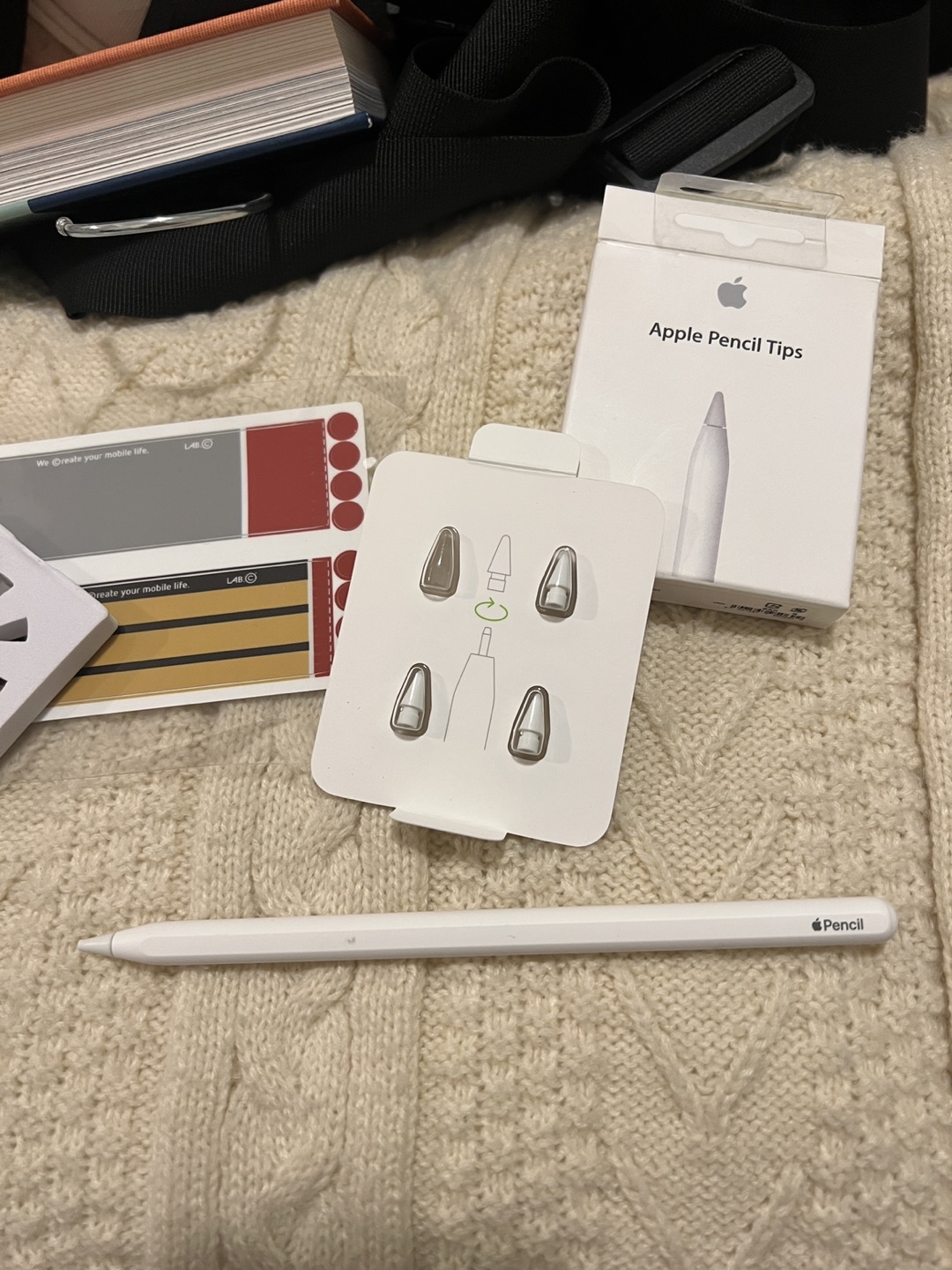 Apple pencil 2nd Generation with extra tips