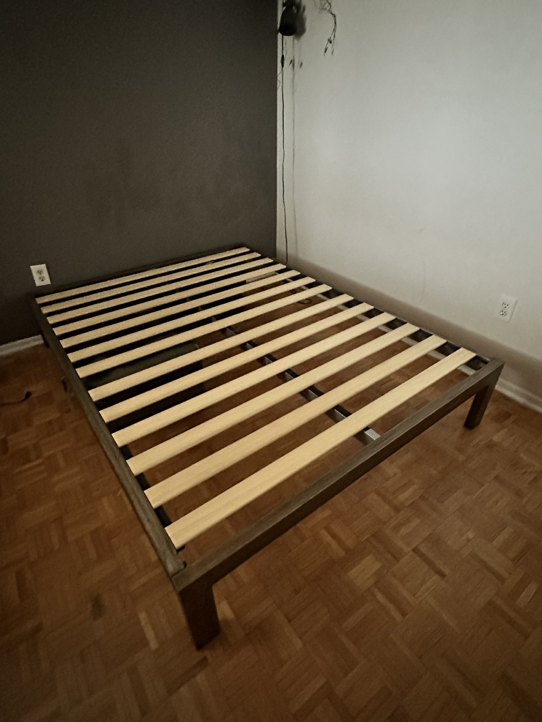 Keetsa Queen Bed frame - photo 2