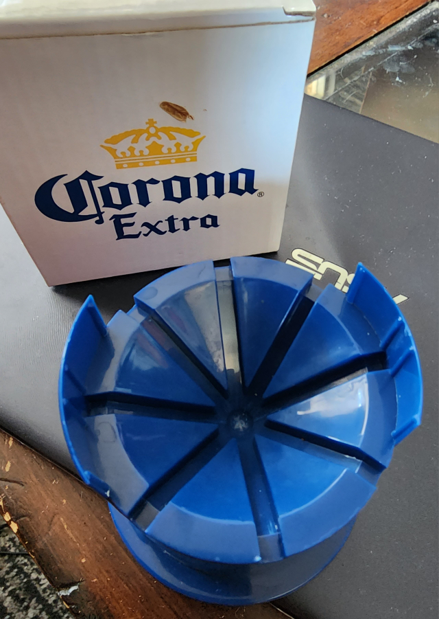 NEW Corona Lime Wedge Slicer image indicator(3)