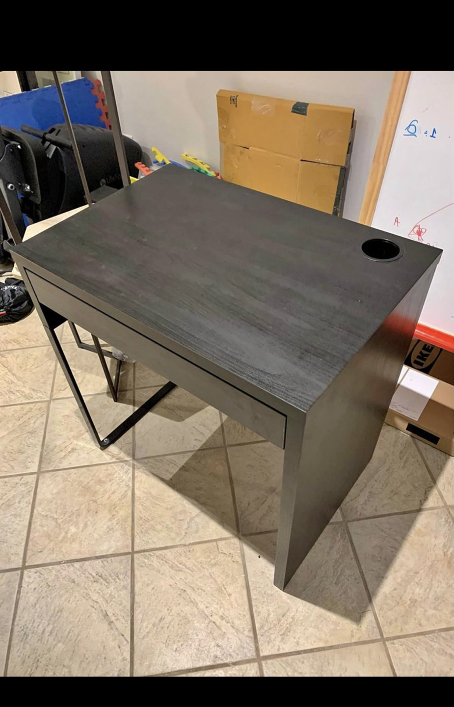 IKEA Micke Desk