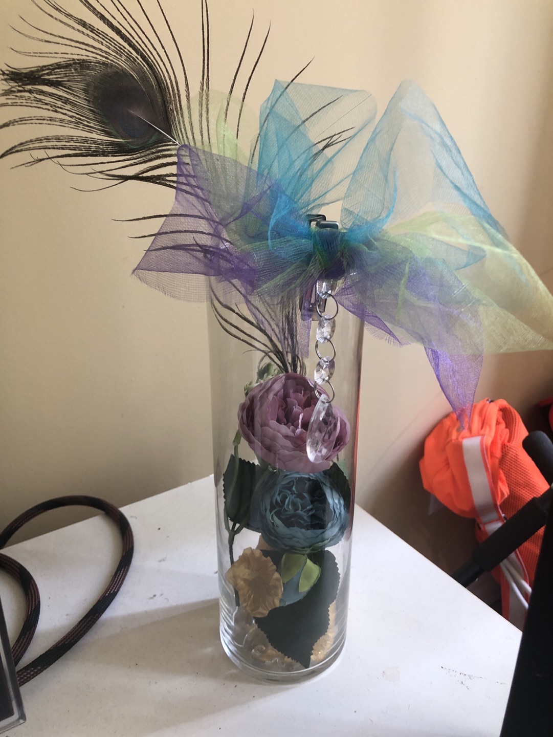 Decorative vase 💰 image indicator(2)