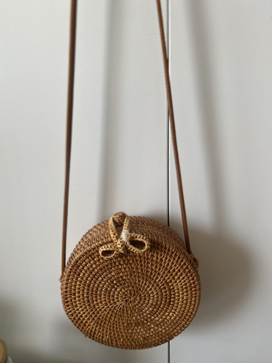 Women’s bag thumbnail