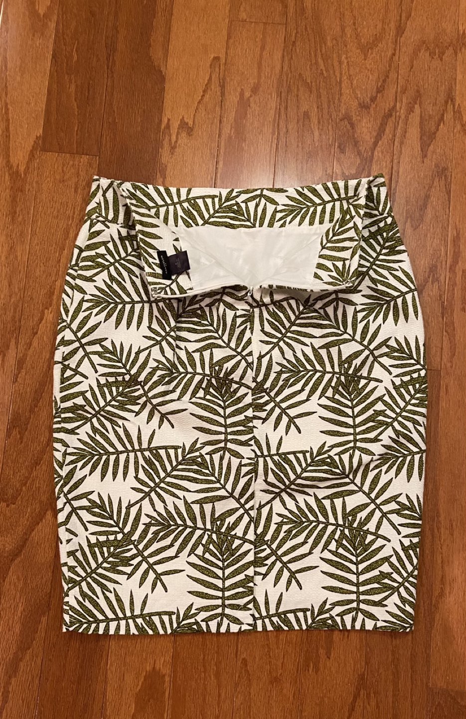 Ann Taylor printed Mini Skirt size 4 - photo 2
