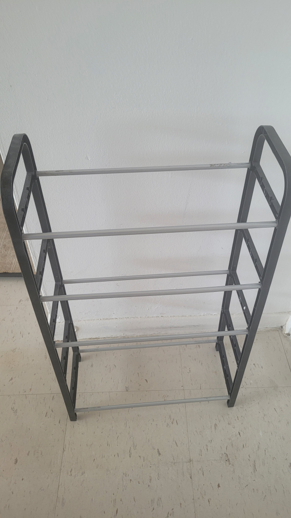 Shoe rack thumbnail