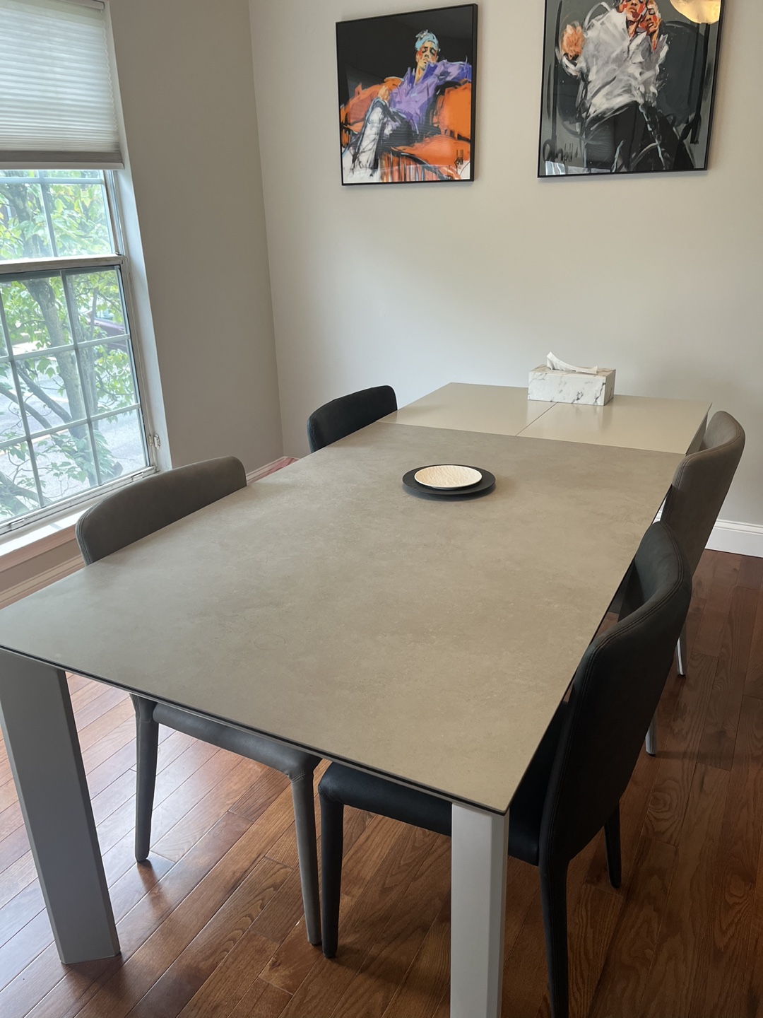 Light Gray Ceramic Dining Table with 4 Leather Chairs - photo 2