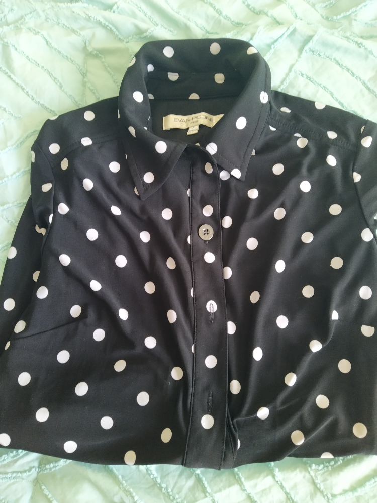 Polka dot dress image indicator(5)