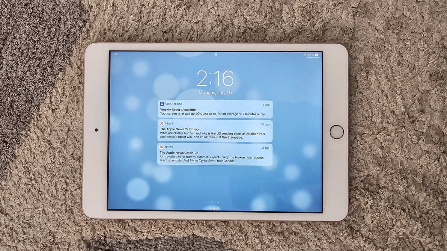 Ipad mini 3 - Rose gold 16GB thumbnail