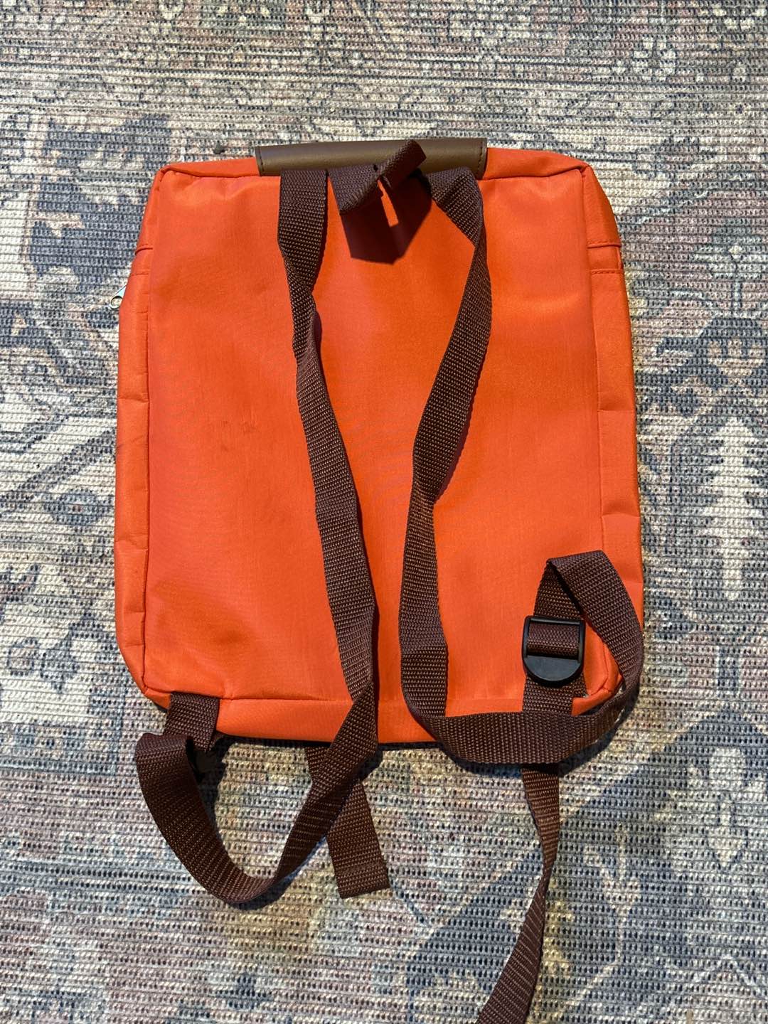 Small Orange Backpack 🎒 image indicator(2)