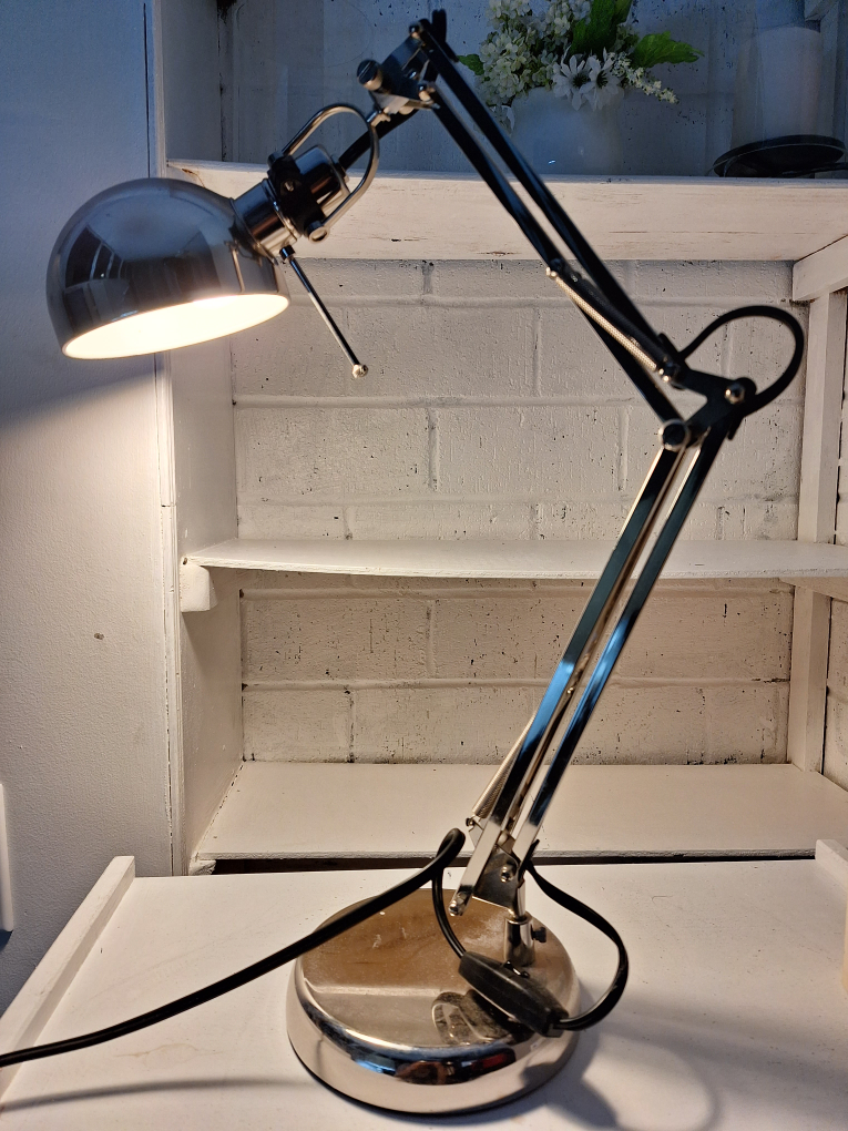 Desk Standing Light