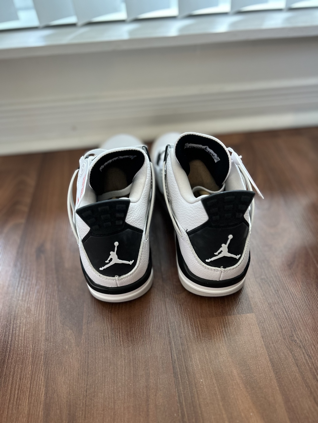 Air Jordan 4 Retro Military Black - photo 4