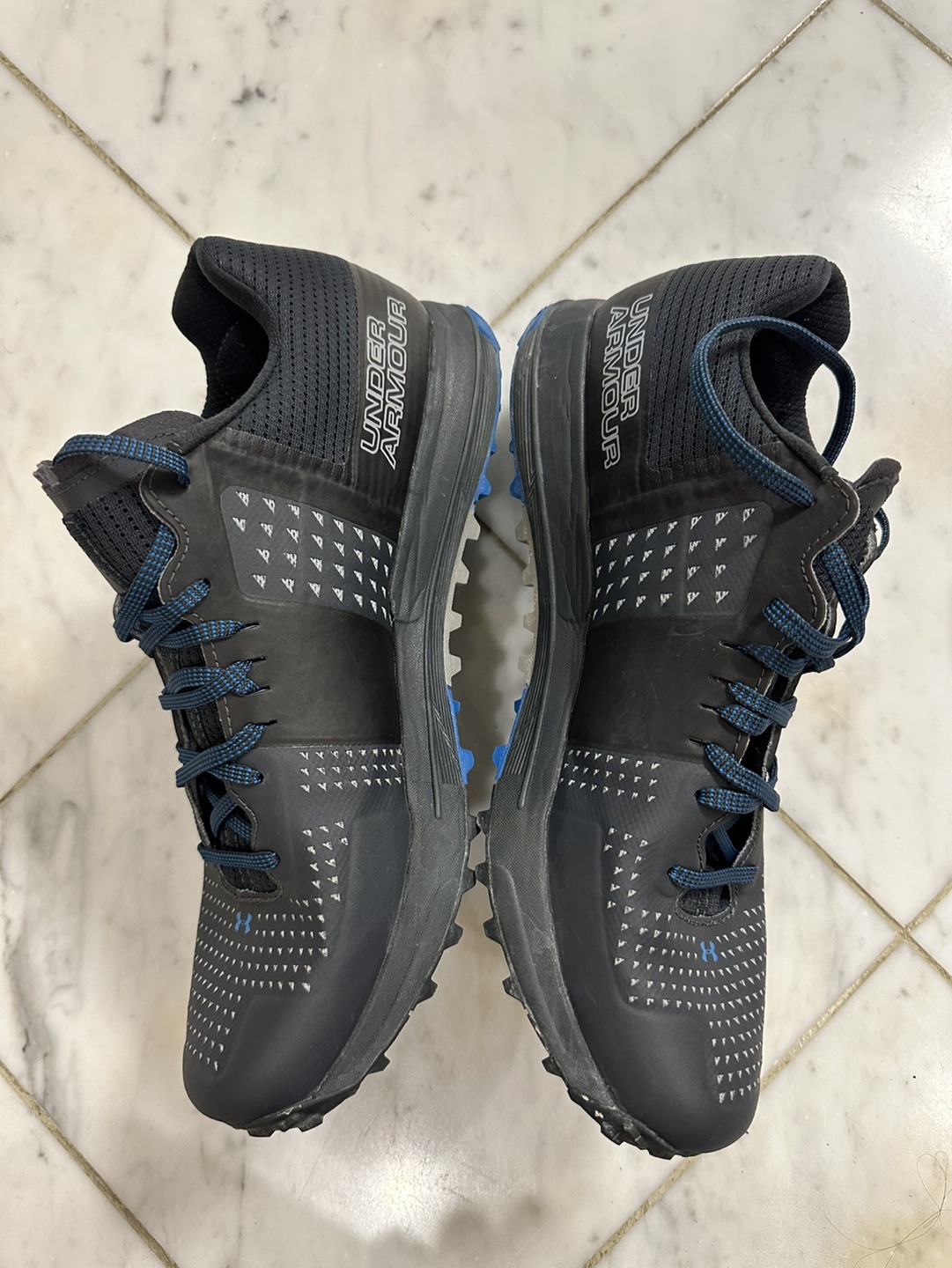 Under armour trail running shoes (11.5 US Mens) - photo 2
