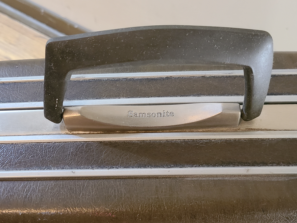 Vintage Large Samsonite Hardcase Luggage image indicator(3)