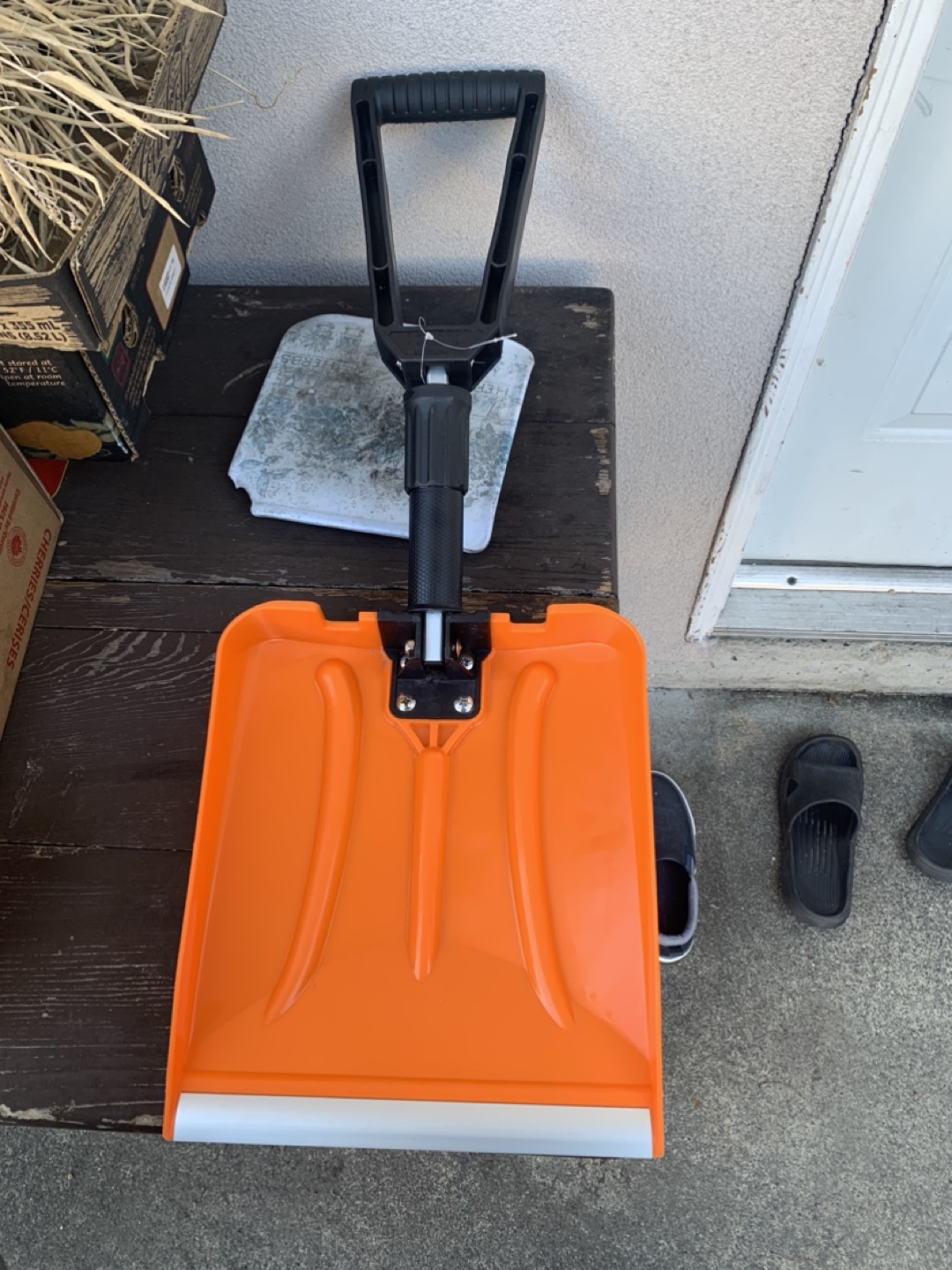 Foldable shovel thumbnail