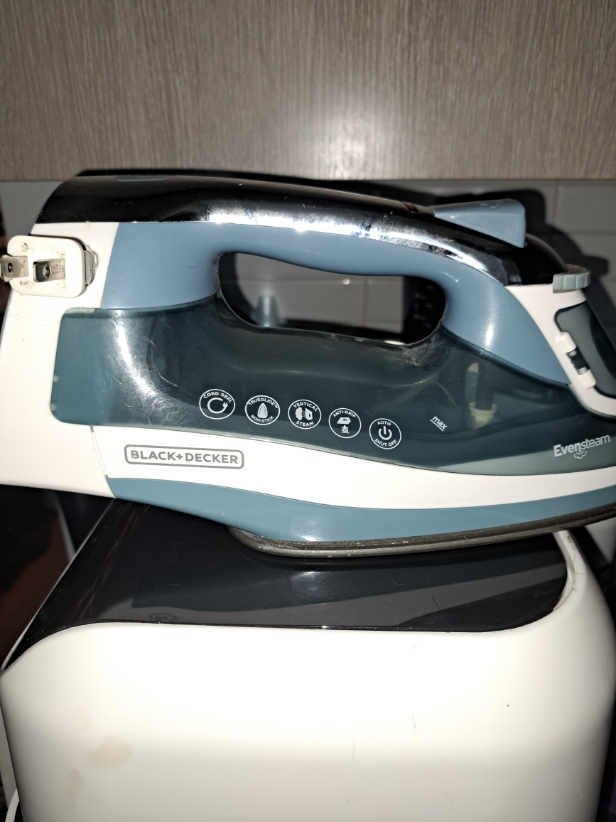 Black & Decker Iron steamer