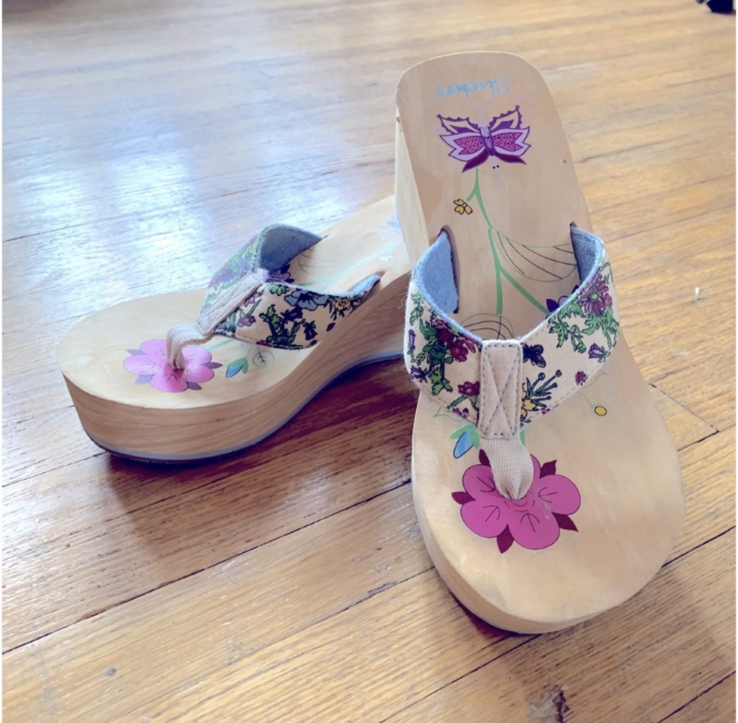 Cutest Comfy Sketchers Sandals🌸💜 image indicator(2)