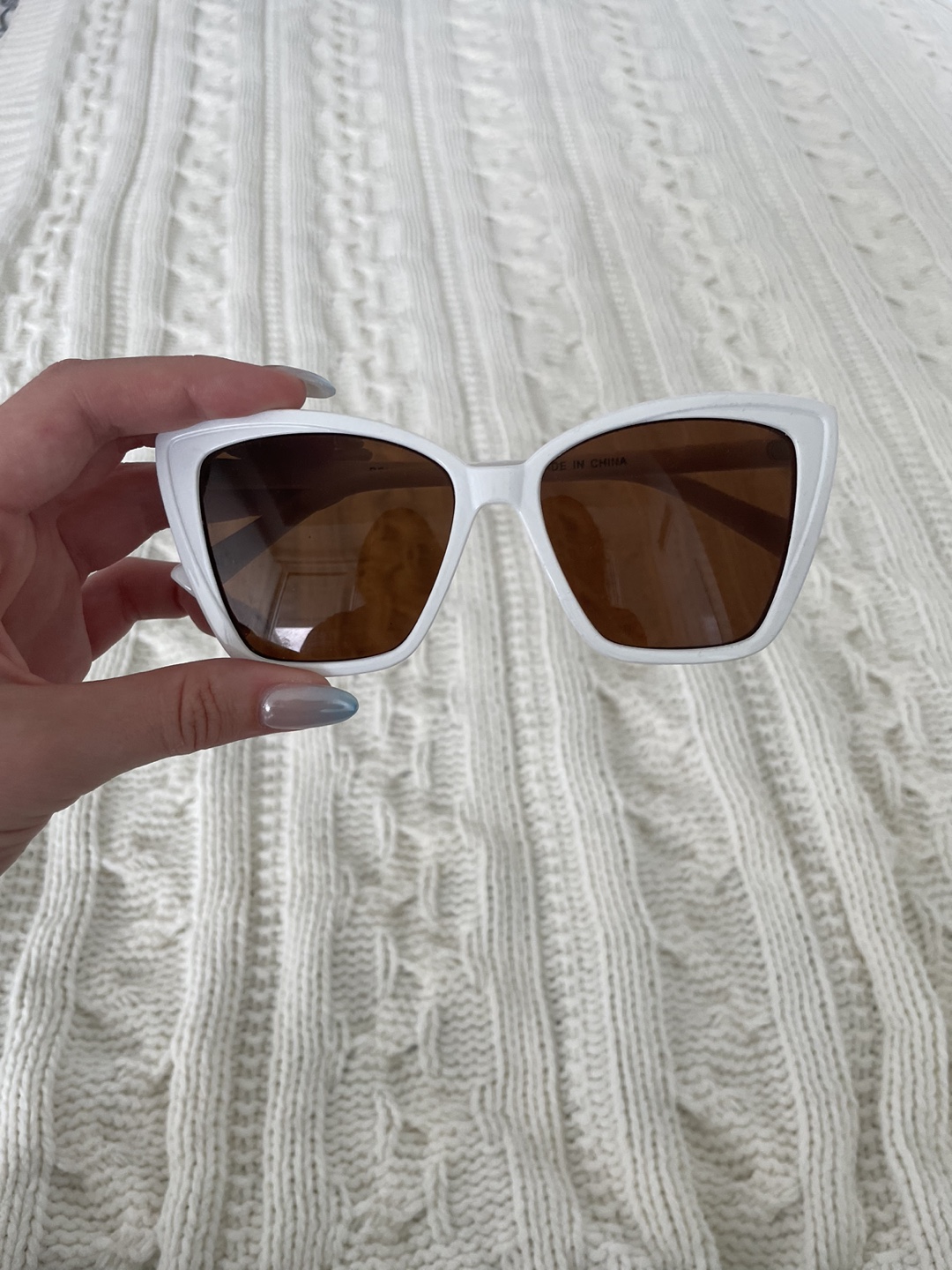 Fashion sunglasses thumbnail