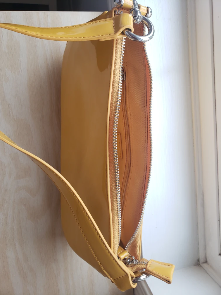 NEW - Stylish, Small Handbag image indicator(3)