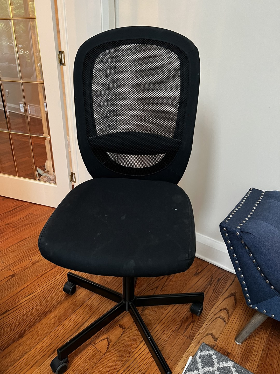 Desk chair