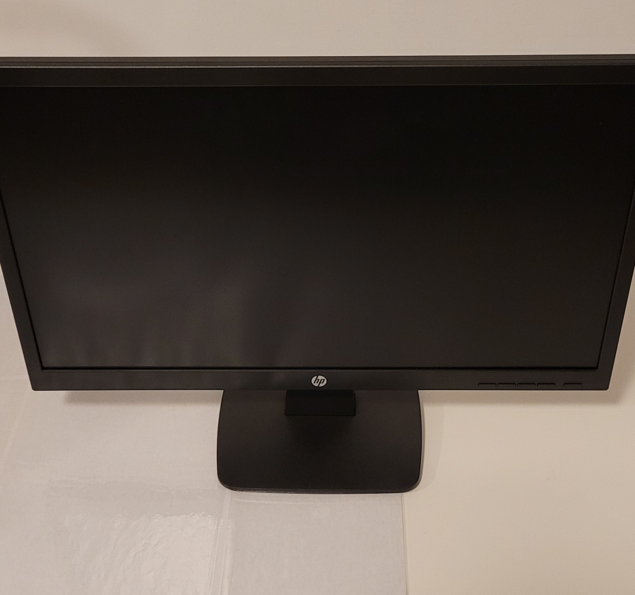 HP P22v G4 FHD 21.5" monitor  thumbnail