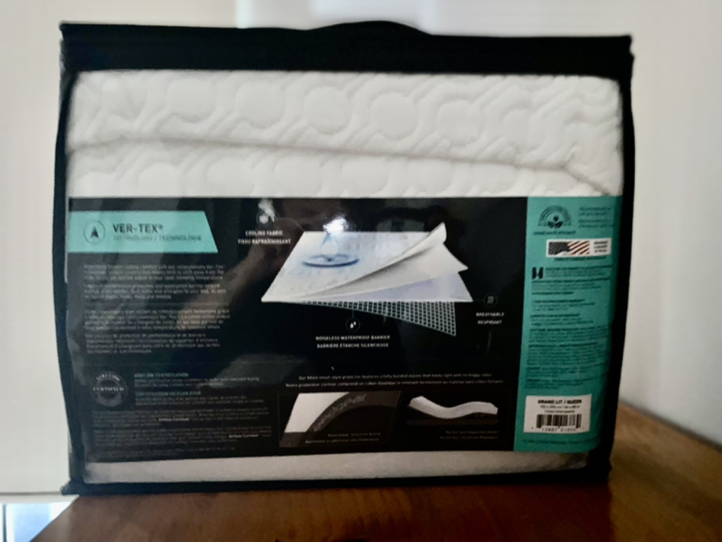 Queen Mattress Protector - photo 2