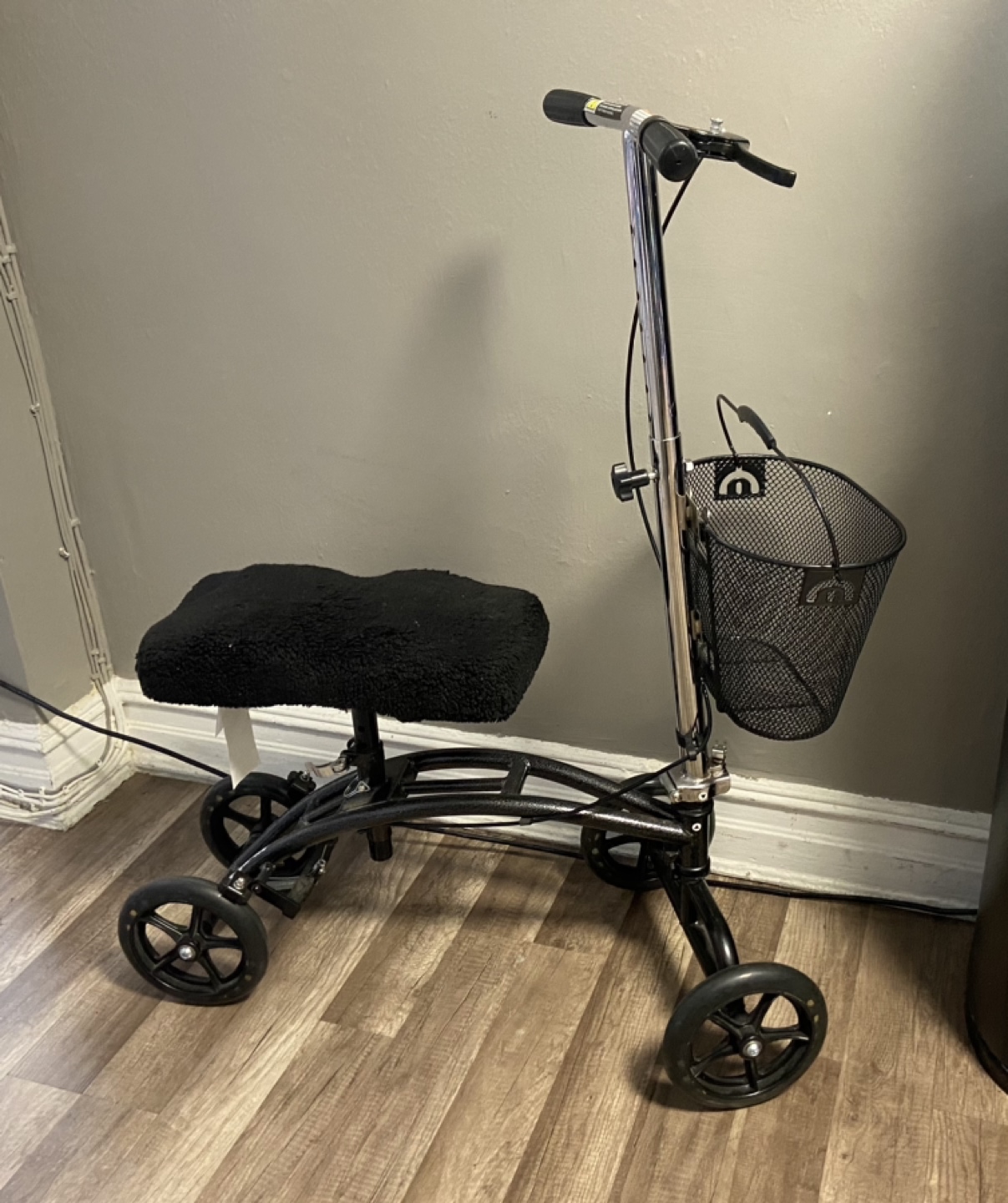 Rolling mobility-scooter for post surgery/foot injury #Freecycle
