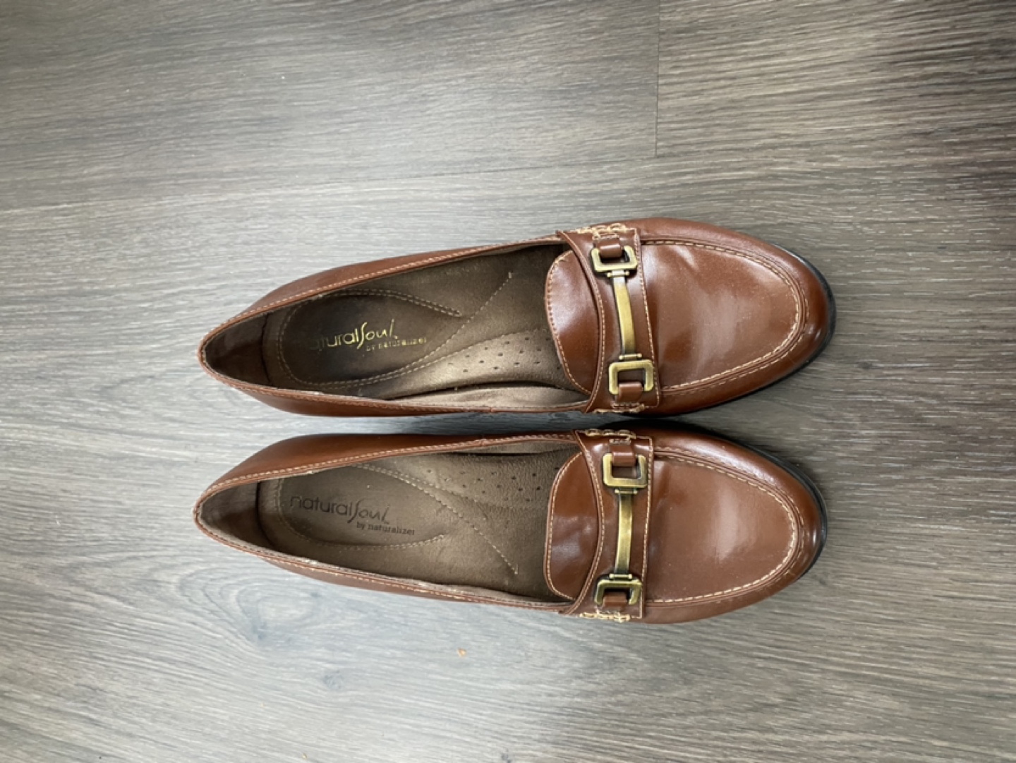 Brown pumps Naturalizer- 7.5