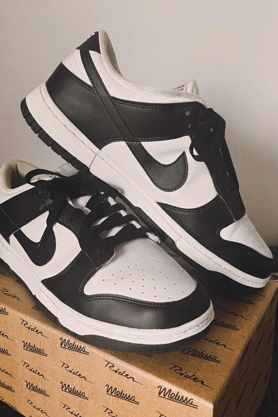 Nike Panda Dunk Low (Men’s 9, Women’s 10.5)