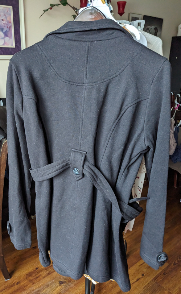 Maternity Coat with belt size Large $25 - photo 2