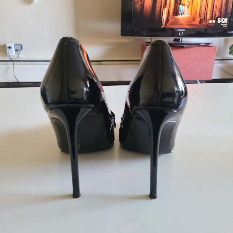 Black Pumps - photo 4