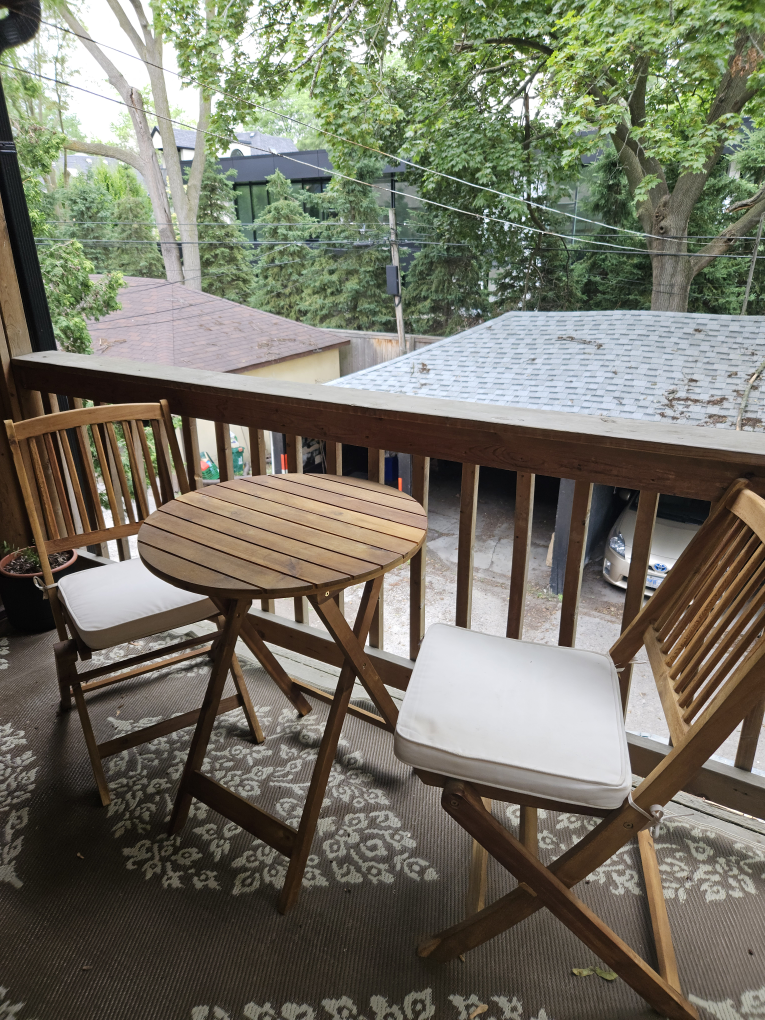 Beautiful Outdoor Dining Set (Solid & Sturdy) - photo 3