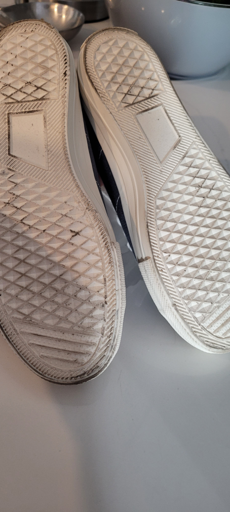 AE Sneaker Size 6 - photo 4