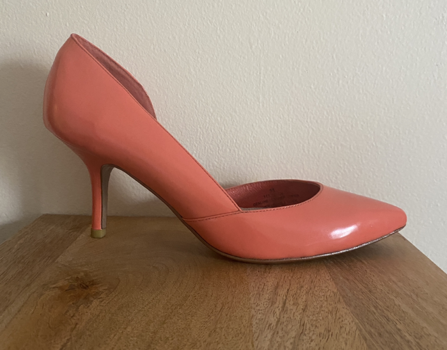 Coral patent leather heels - size 7 - photo 3