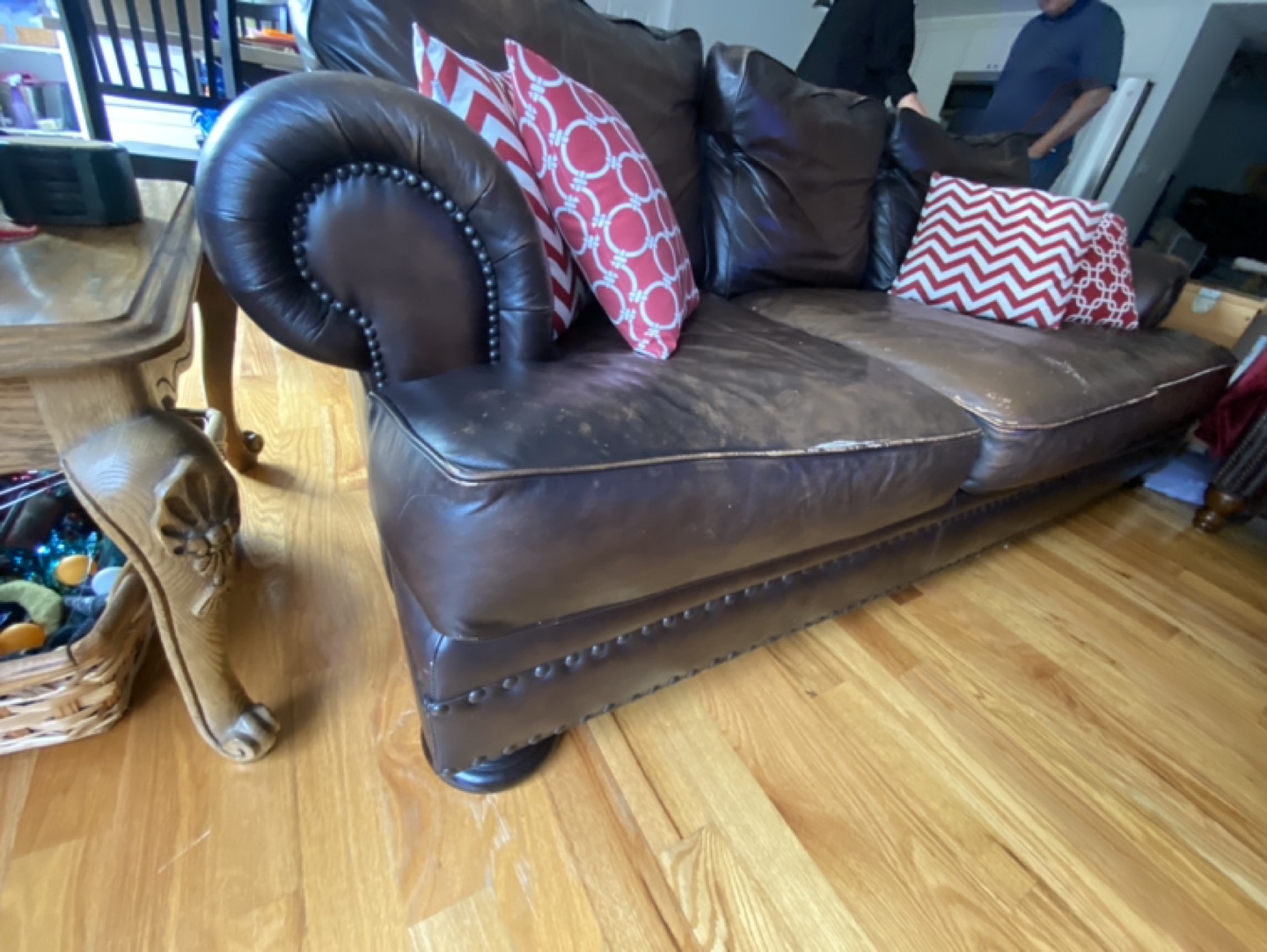 Free Sofa Pick Up In Brooklyn, NY 11231 - photo 3