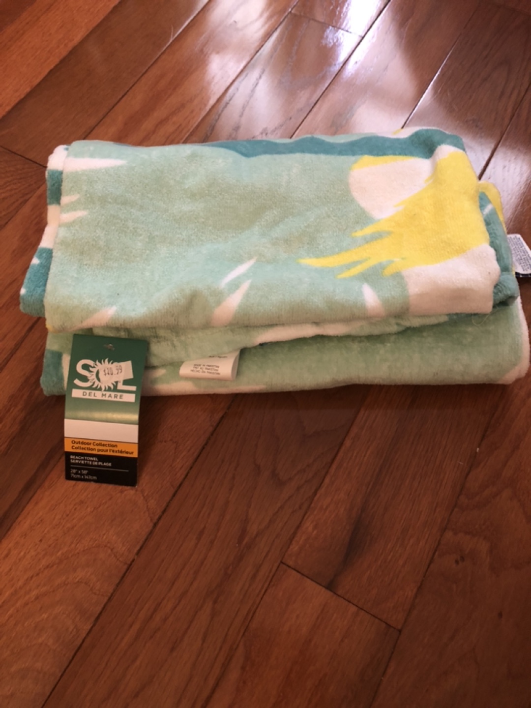 Brand new beach towels x2 thumbnail
