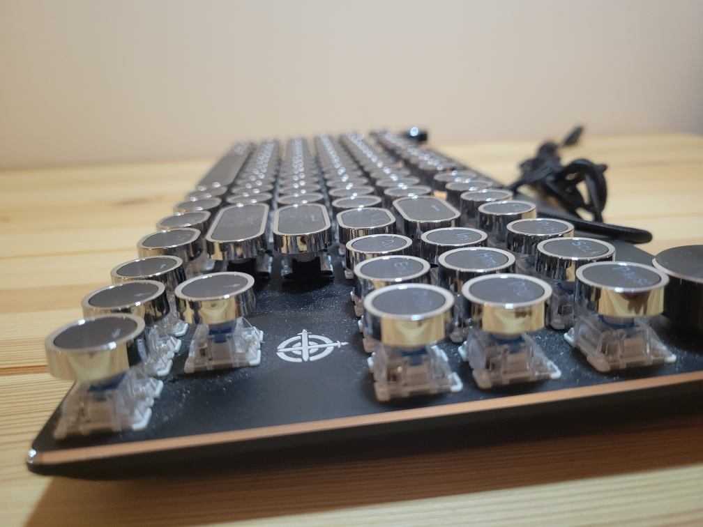 Retro Style Gaming Keyboard - Many Backlit Settings image indicator(3)