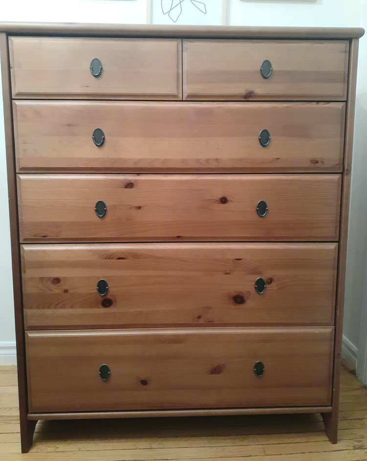 Dresser